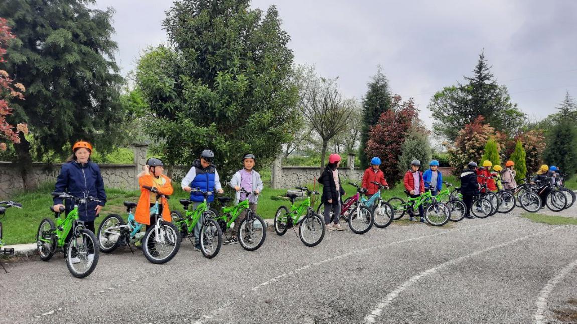 2023-2024 Öğretim Yılında  Okulumuzda “Bisiklet Dostu Okulda Güvenli Sürüş Teknikleri Kursumuz Başladı